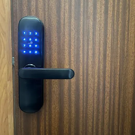 Etna 2 - Parter- , Chrobrego Kwatera prywatna Rzeszów